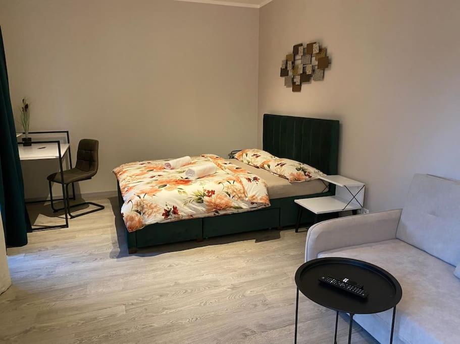 Garden Apartment Karolina オストラヴァ エクステリア 写真