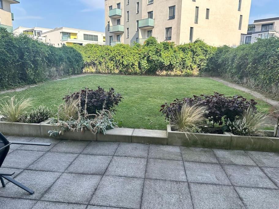 Garden Apartment Karolina オストラヴァ エクステリア 写真